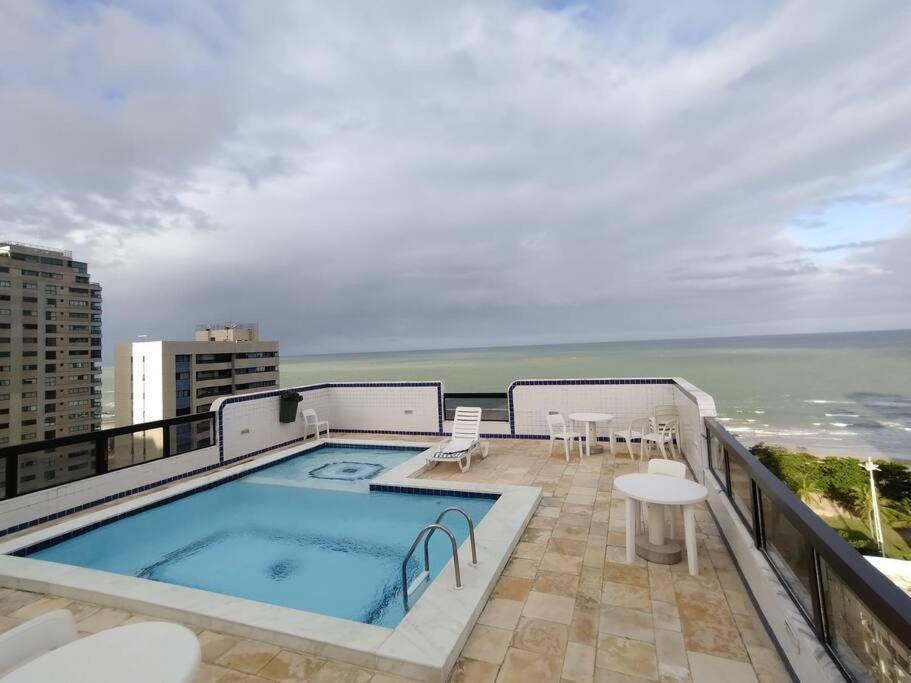 Com Vista O Mar E Piscina Na Cobertura Apartamento