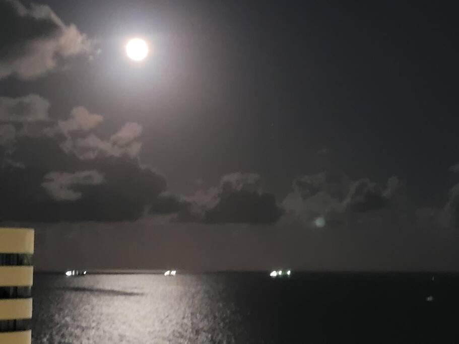 Com Vista O Mar E Piscina Na Cobertura * Recife